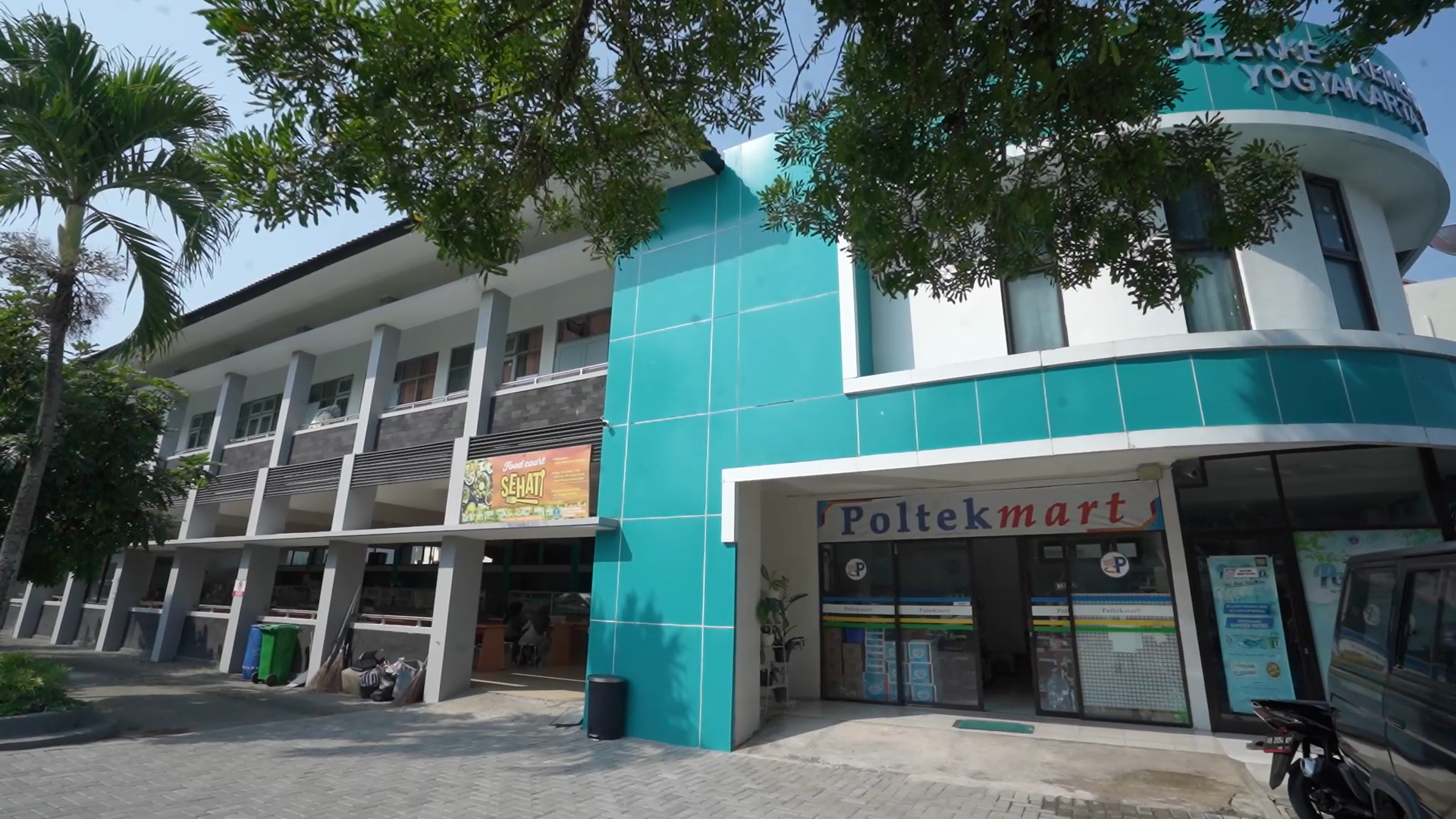 Poltekmart